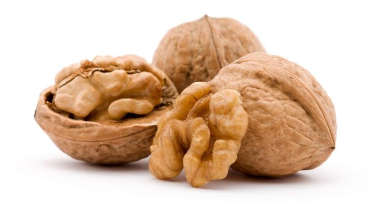 Walnut-a product containing B vitamins